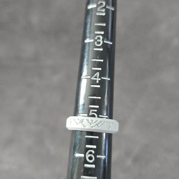 Enso Forest Peak Silicone Ring - Picture 3 of 4